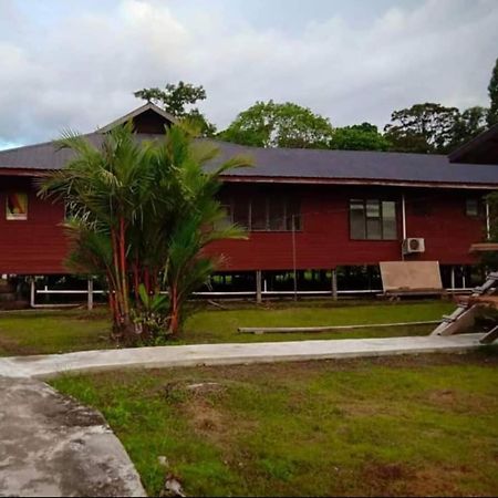 Mulu Tribal Homestay ภายนอก รูปภาพ